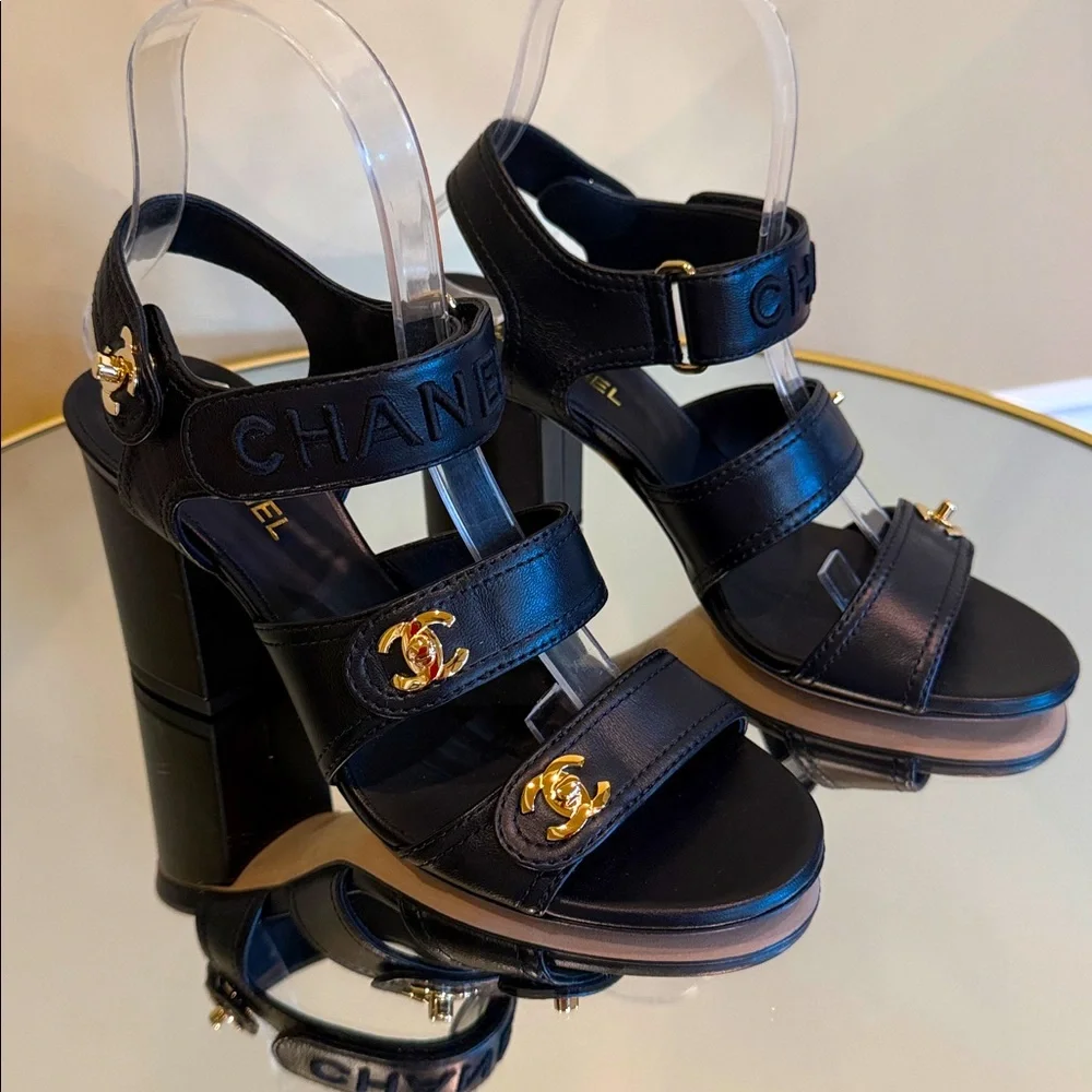 CHANEL Black leather logo Gold Turn-lock heeled sandals size 36.5 - Picture 7 of 17